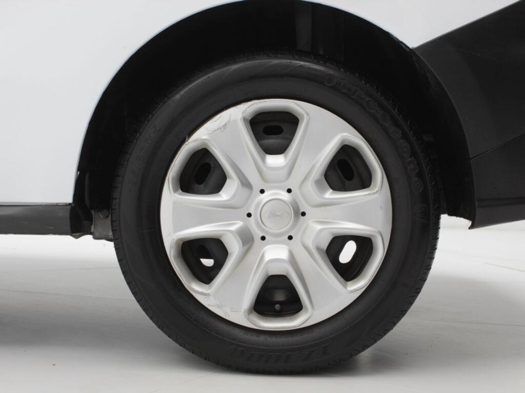 Ford Transit Courier FURGON 1.5TDCI 75 TREND 4P 6