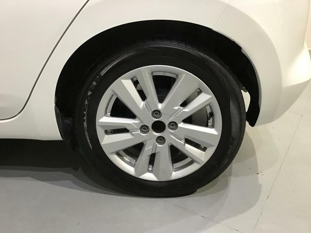 Nissan Micra IG-T 74 kW (100 CV) E6D Acenta 8
