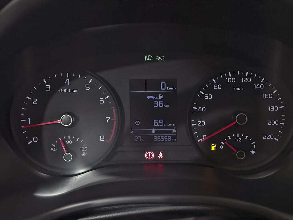 Kia Rio 1.2 DPi 62kW (84CV) Concept 13