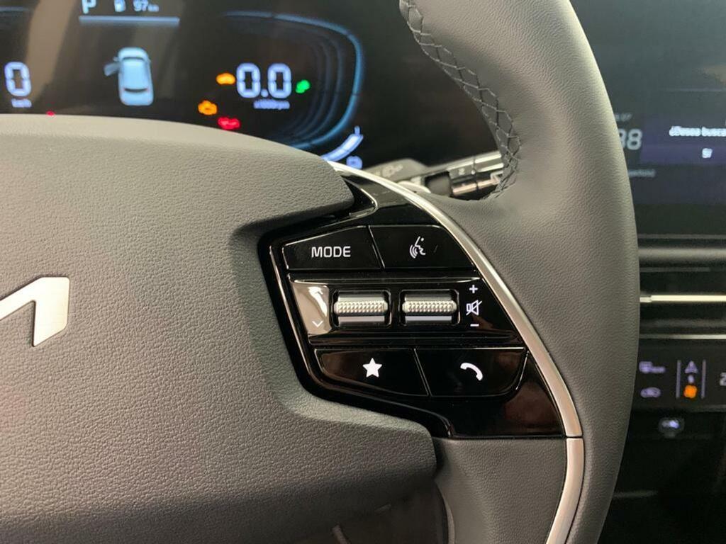 Kia Niro 1.6 GDi HEV 104kW (141CV) Drive 16