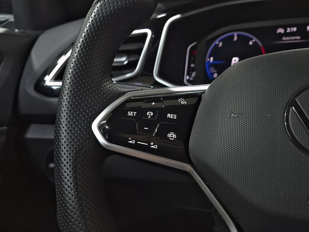 Volkswagen T-Roc R-Line 2.0 TDI 110kW (150CV) DSG 17