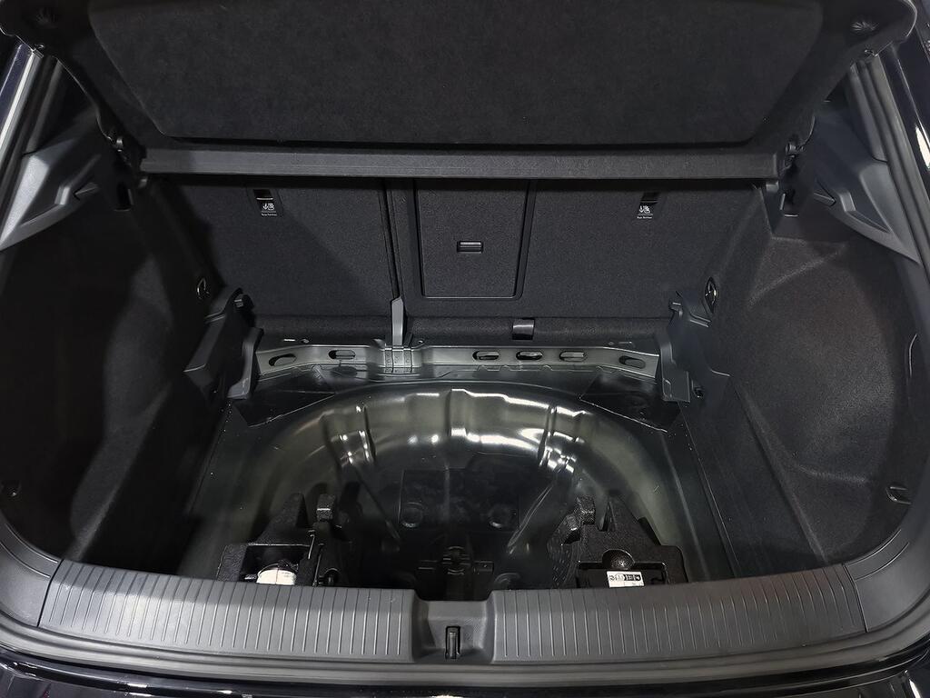 Volkswagen T-Roc R-Line 2.0 TDI 110kW (150CV) DSG 37