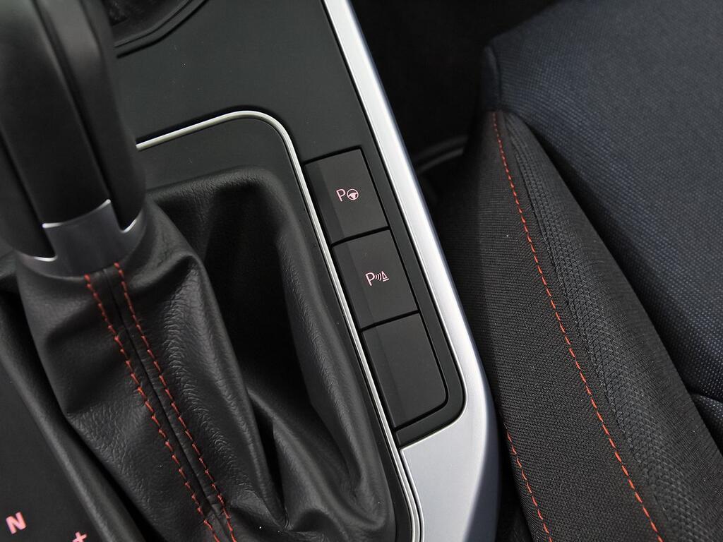 Seat Arona 1.0 TSI 85kW (115CV) DSG FR XM 29
