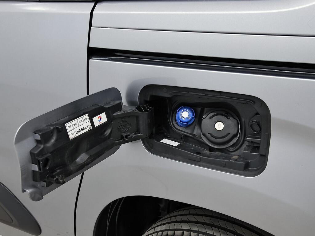 Citroën Berlingo 1.5 BLUEHDI 100 TALLA M SHINE BUSINESS 5P (N1) 32