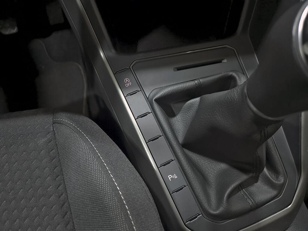 Volkswagen Polo Advance 1.0 TSI 70kW (95CV) 29