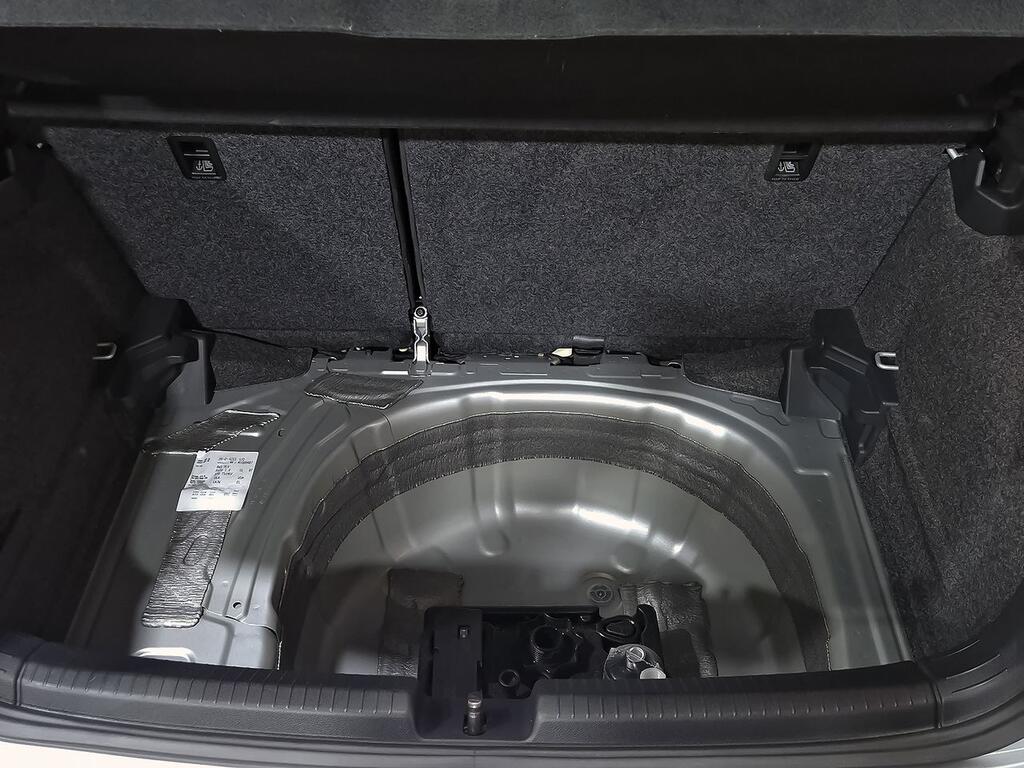 Volkswagen Polo Advance 1.0 TSI 70kW (95CV) 35