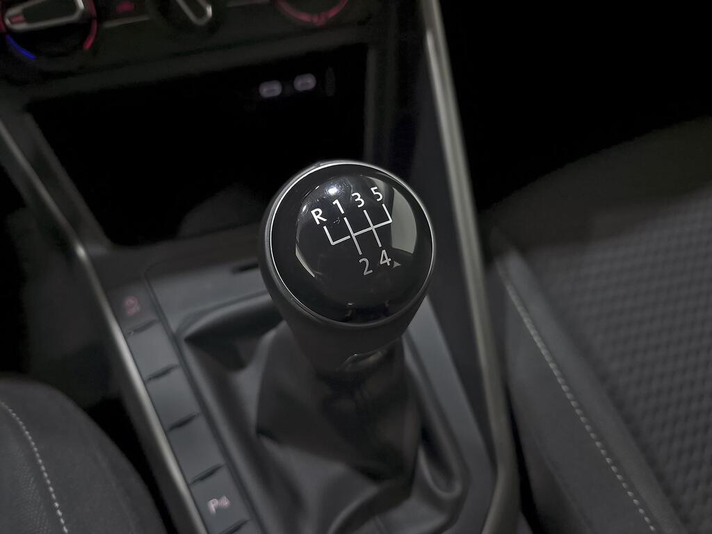 Volkswagen Polo Advance 1.0 TSI 70kW (95CV) 28