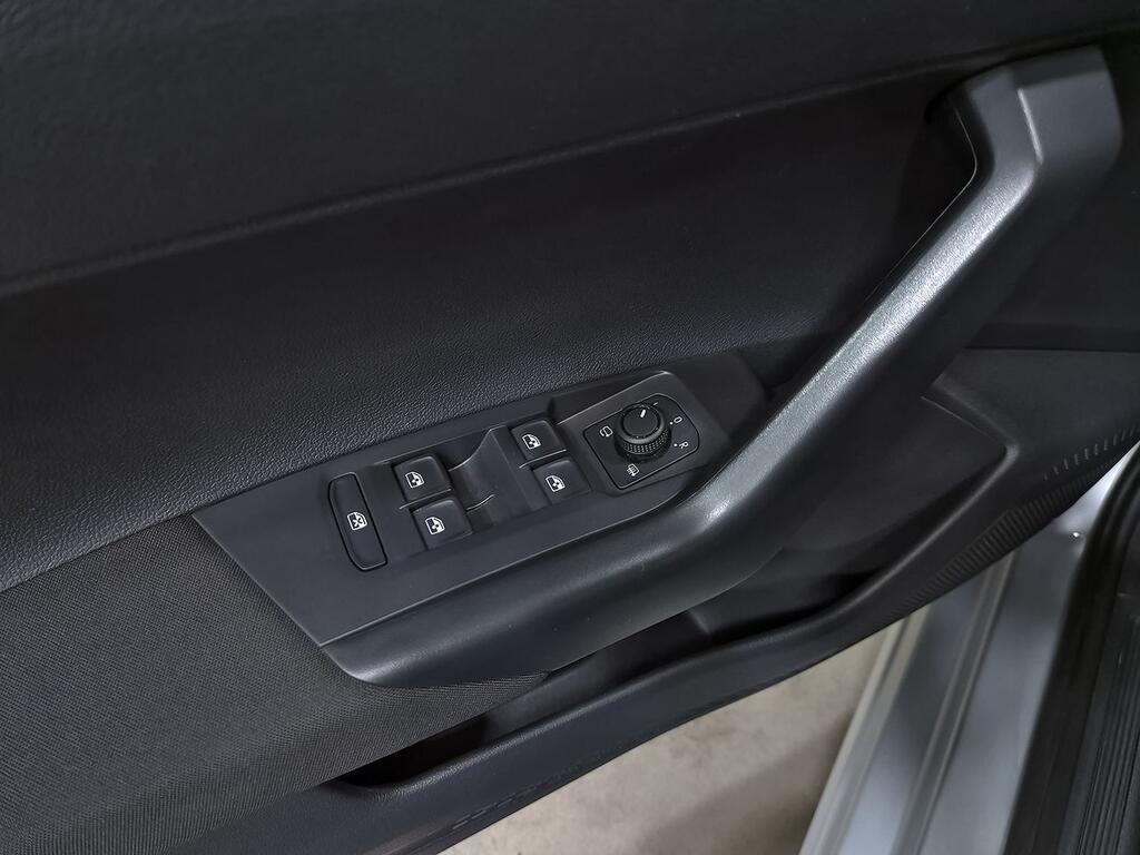 Volkswagen Polo Advance 1.0 TSI 70kW (95CV) 11
