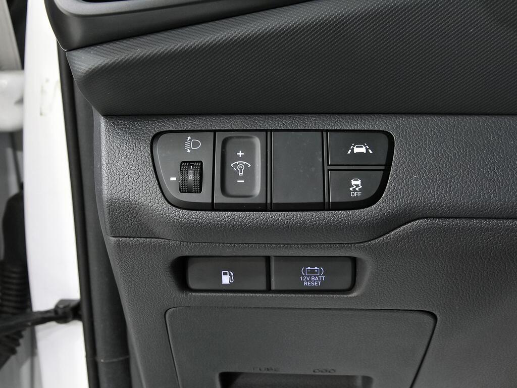 Hyundai IONIQ 1.6 GDI HEV Klass DCT 13