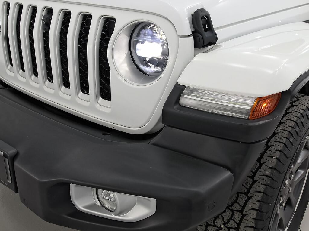Jeep Gladiator 3.0 V6 MJET OVERLAND AUTO 4WD 4P 31