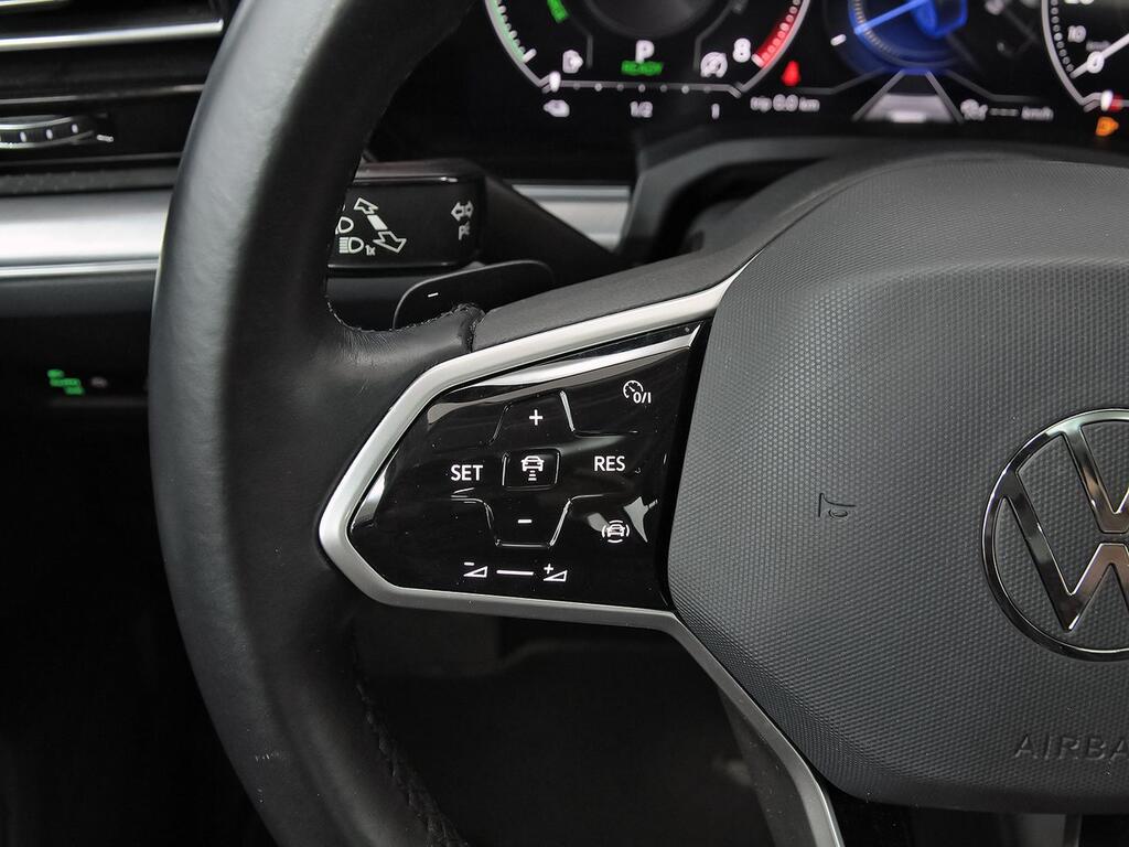 Volkswagen Touareg eHybrid Eleg 3.0 V6 TSI 280kW Tip 4M 20