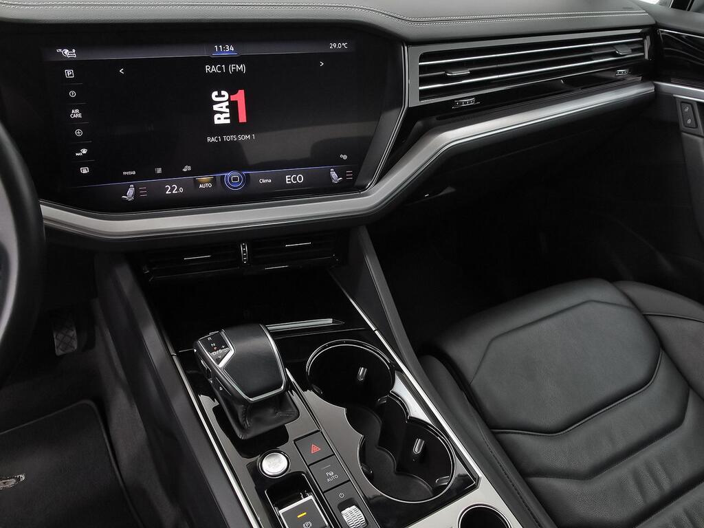 Volkswagen Touareg eHybrid Eleg 3.0 V6 TSI 280kW Tip 4M 11