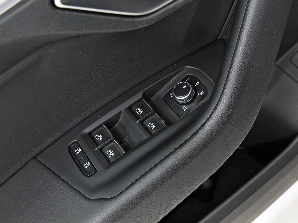 Volkswagen Touareg eHybrid Eleg 3.0 V6 TSI 280kW Tip 4M 12
