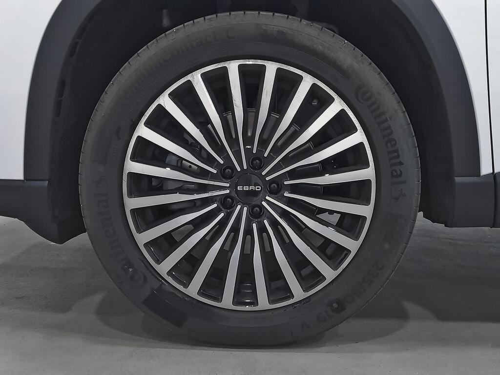 Ebro S800 1.6 TGDI Luxury 7 DCT 12