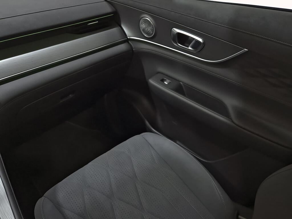 Ebro S800 1.6 TGDI Luxury 7 DCT 32