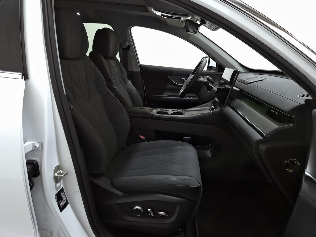 Ebro S800 1.6 TGDI Luxury 7 DCT 7