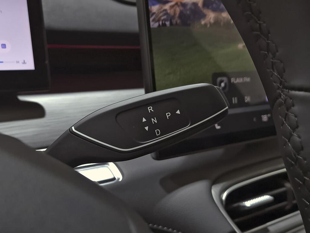 Ebro S800 1.6 TGDI Luxury 7 DCT 18