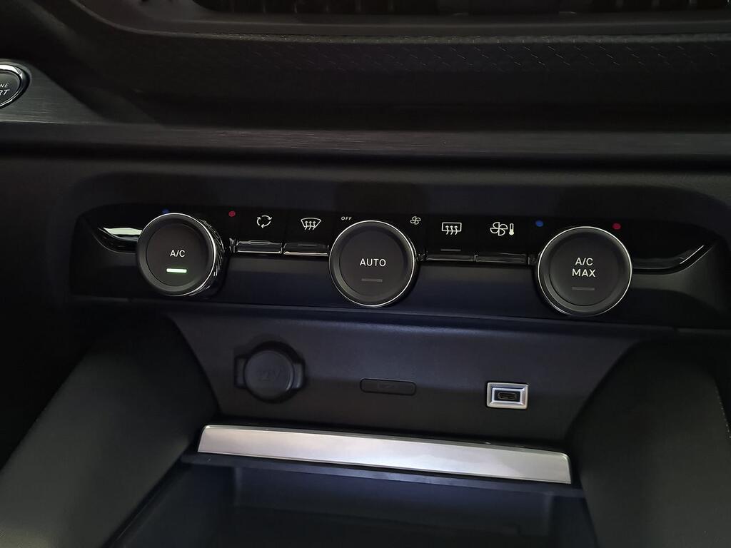 Citroën C5 X Hybrid 180 e-EAT8 Shine 28