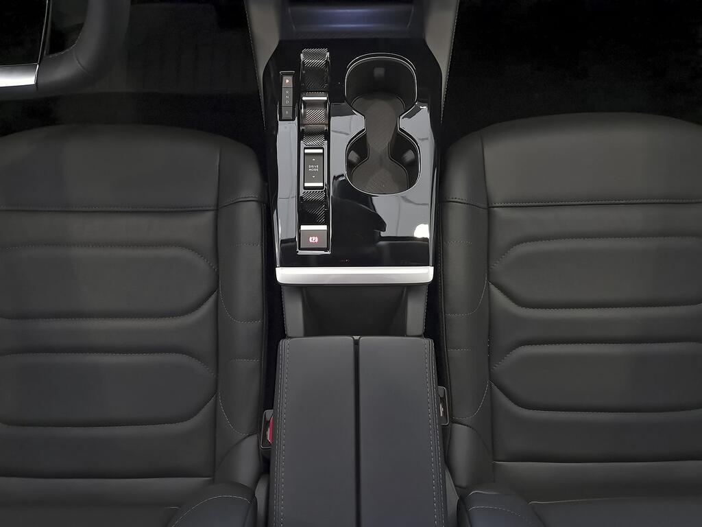 Citroën C5 X Hybrid 180 e-EAT8 Shine 29