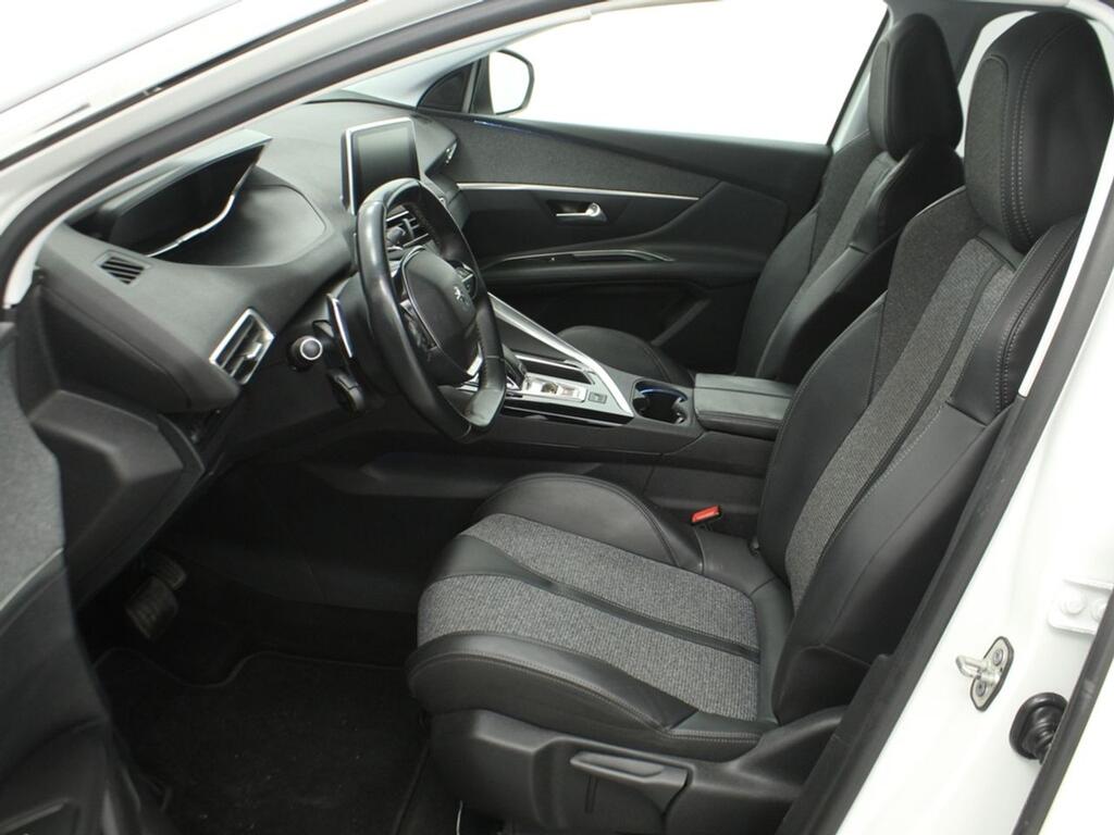 Peugeot 3008 1.5 BlueHDi 96kW (130CV) S&S Allure EAT8 15