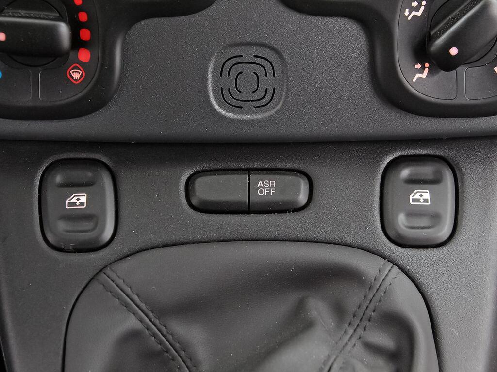 Fiat Panda City Life Hybrid 1.0 Gse 51kw (70CV) 23