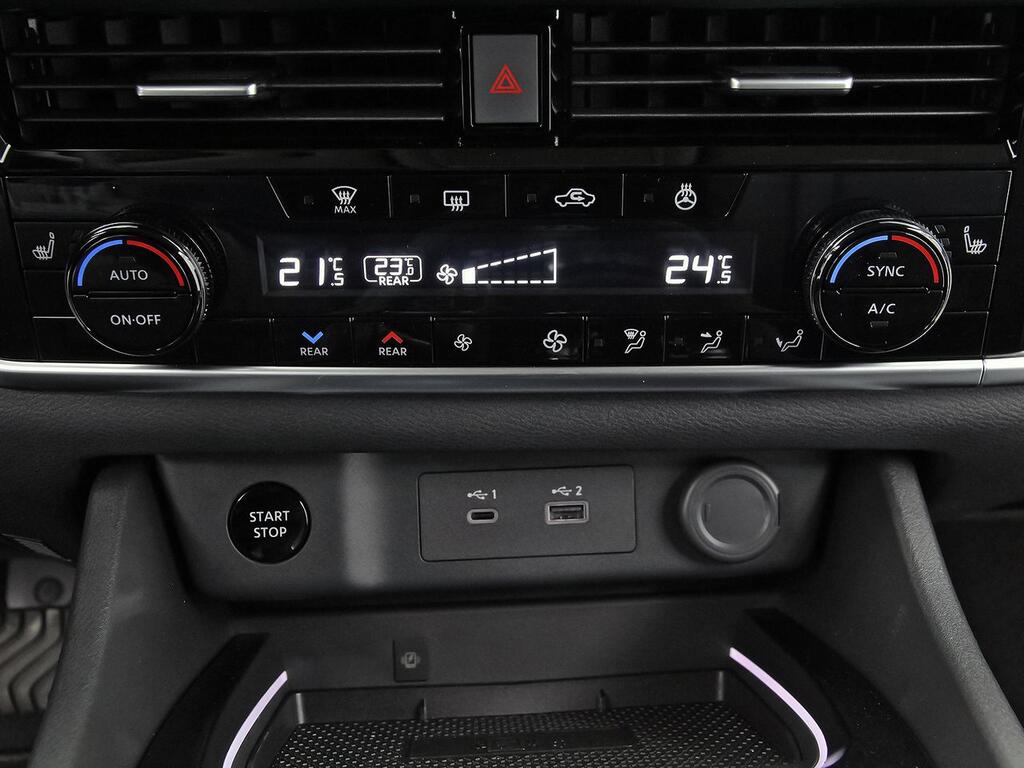 Nissan X-Trail 5pl 1.5 e-4ORCE 158kW 4x4 A/T N-Connecta 31