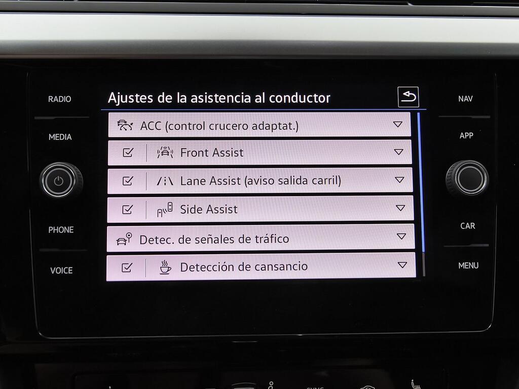 Volkswagen Arteon R-Line 2.0 TDI 110kW (150CV) DSG 23