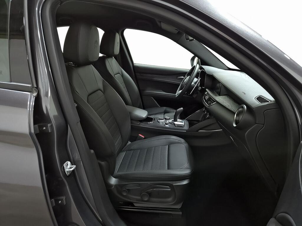 Alfa Romeo Stelvio 2.2 Diesel 118kW (160CV) SPRINT RWD 7