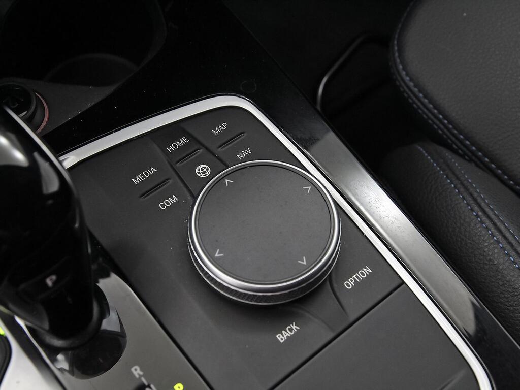 BMW Serie 1 118i 29