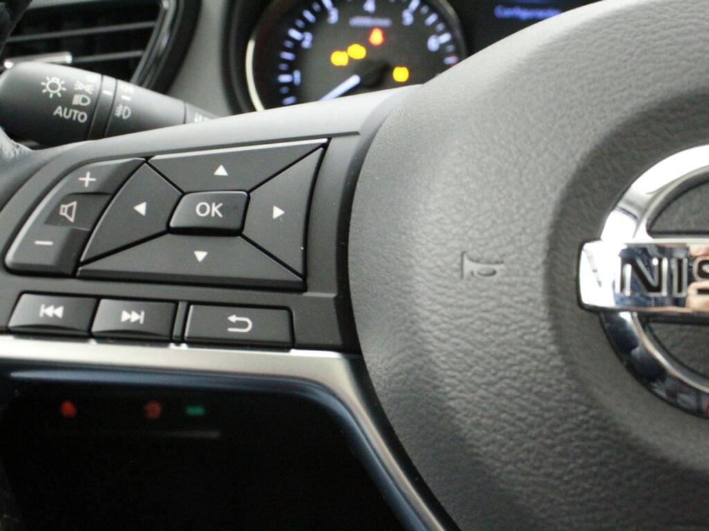 Nissan X-Trail 7P dCi 110 kW (150 CV) E6D CVT N-CONNE. 32