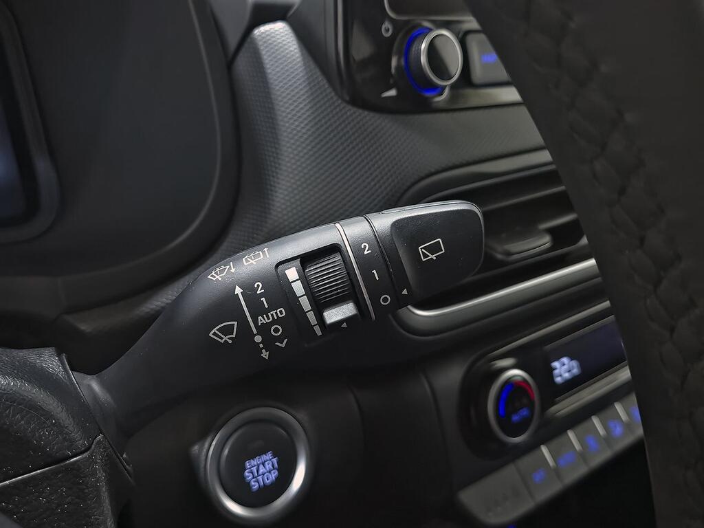 Hyundai Kona 1.6 GDI HEV Style Sky DCT 16