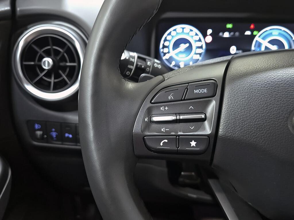 Hyundai Kona 1.6 GDI HEV Style Sky DCT 18