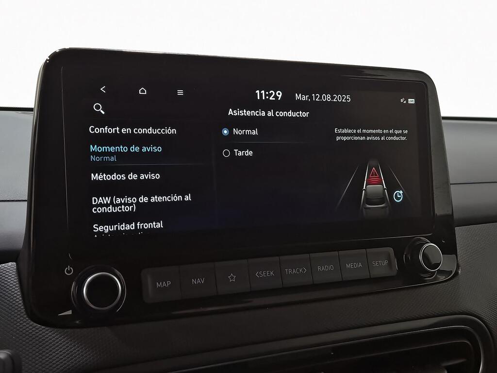 Hyundai Kona 1.6 GDI HEV Style Sky DCT 28