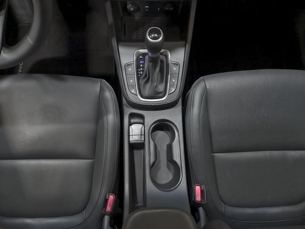 Hyundai Kona 1.6 GDI HEV Style Sky DCT 37