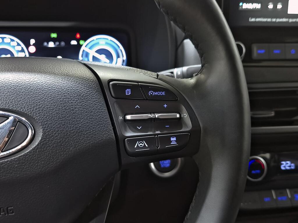 Hyundai Kona 1.6 GDI HEV Style Sky DCT 19