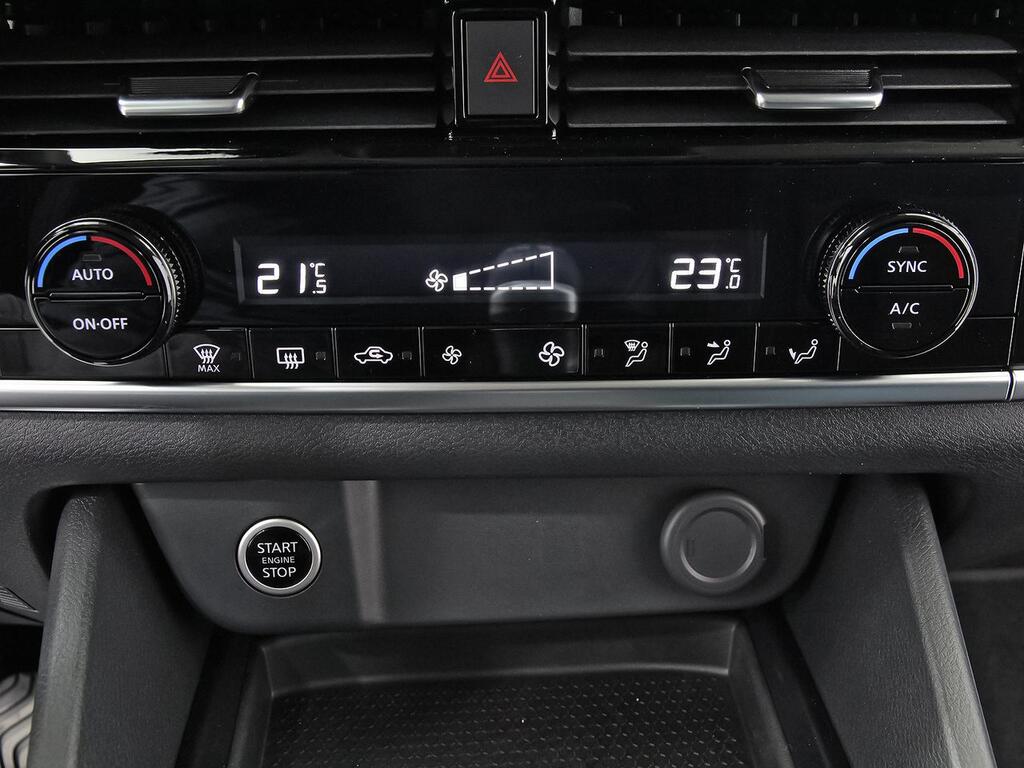 Nissan Qashqai DIG-T 103kW (140CV) mHEV 4x2 Acenta 23