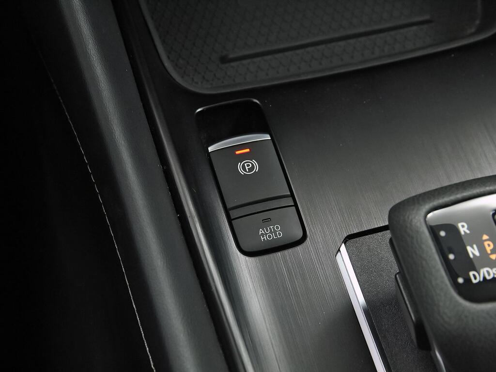 Nissan Qashqai DIG-T 116kW Xtronic N-Connecta 24