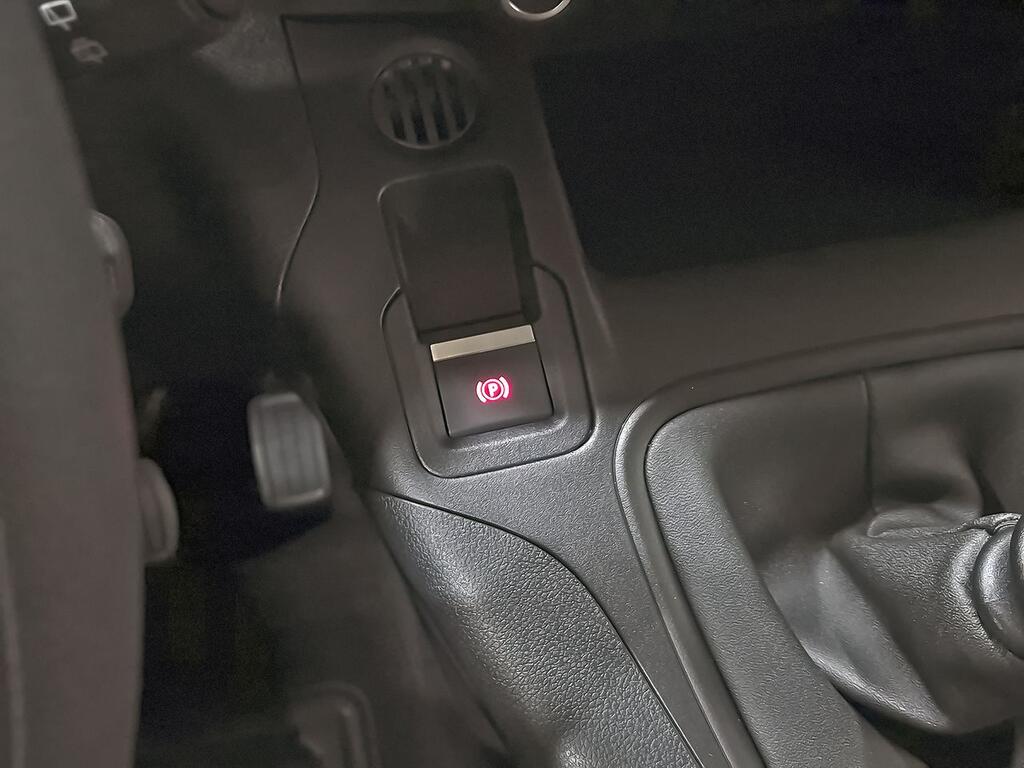 Citroën Berlingo Talla M BlueHDi 100 S&S PLUS 26