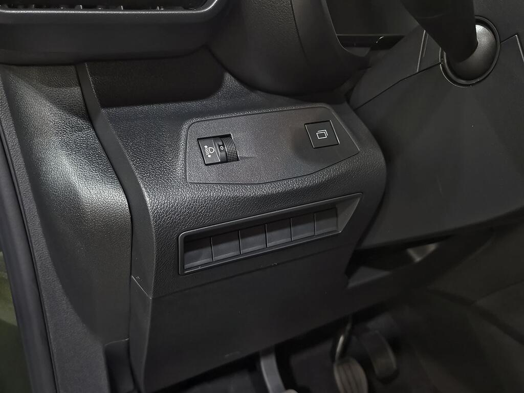 Citroën Berlingo Talla M BlueHDi 100 S&S PLUS 13