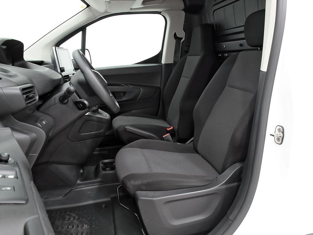Peugeot Partner FG 1.5 BLUEHDI 100 PRO STANDARD 3P 600KG 7