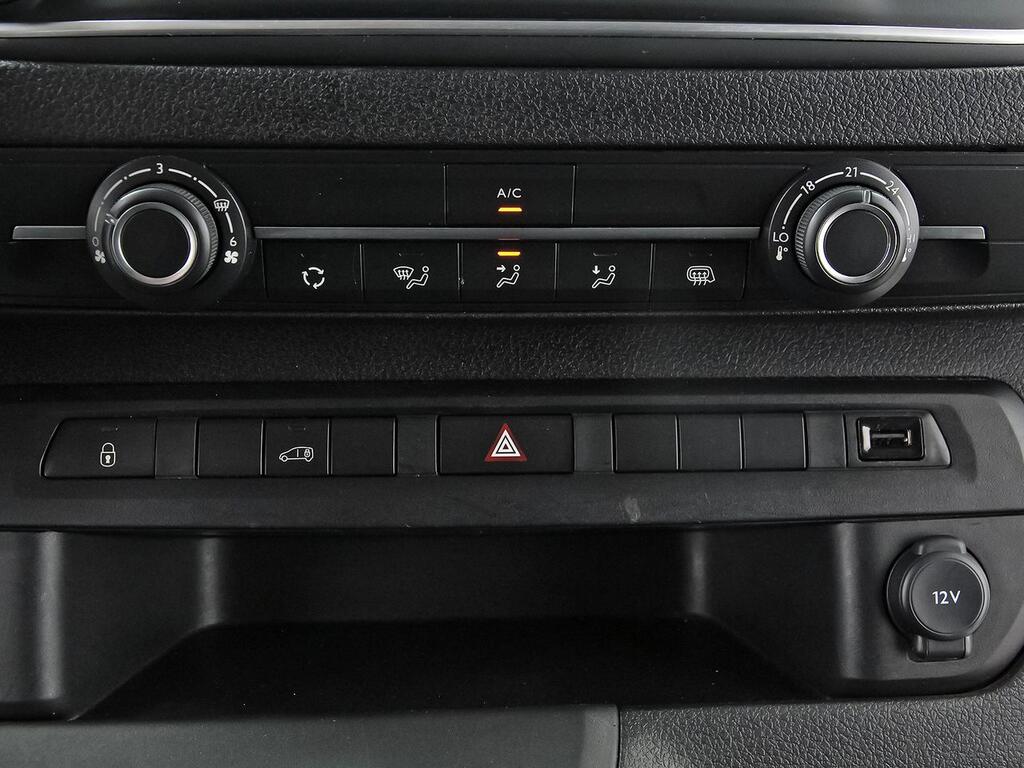 Peugeot Expert FG 1.5 BLUEHDI 120 STANDARD 4P 26