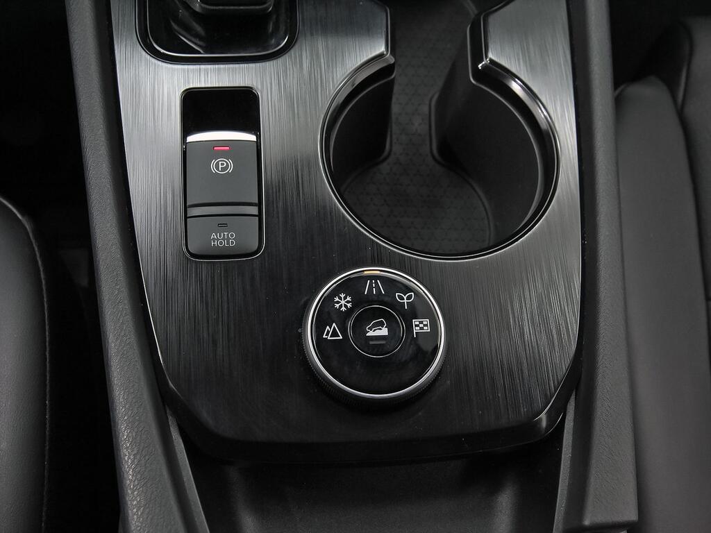 Nissan X-Trail 5pl 1.5 e-4ORCE 158kW 4x4 A/T N-Connecta 37