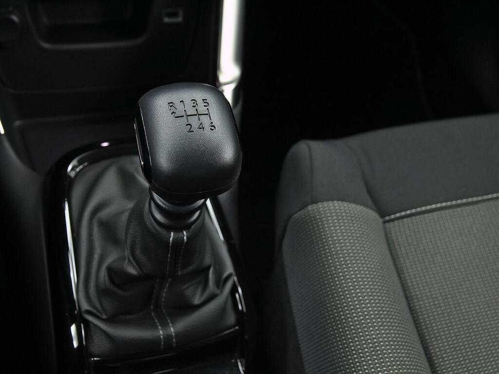 Citroën C3 Aircross BlueHDi 81kW (110CV) S&S C-Series 27