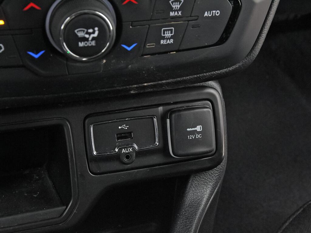 Jeep Renegade 1.3G 110kW(150CV) 4x2 DDCT 28