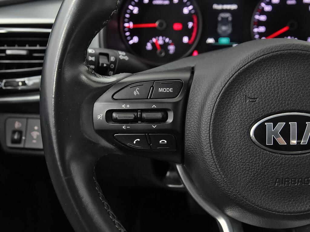 Kia Stonic 1.0 T-GDi 88kW (120CV) MHEV iMT Drive 17