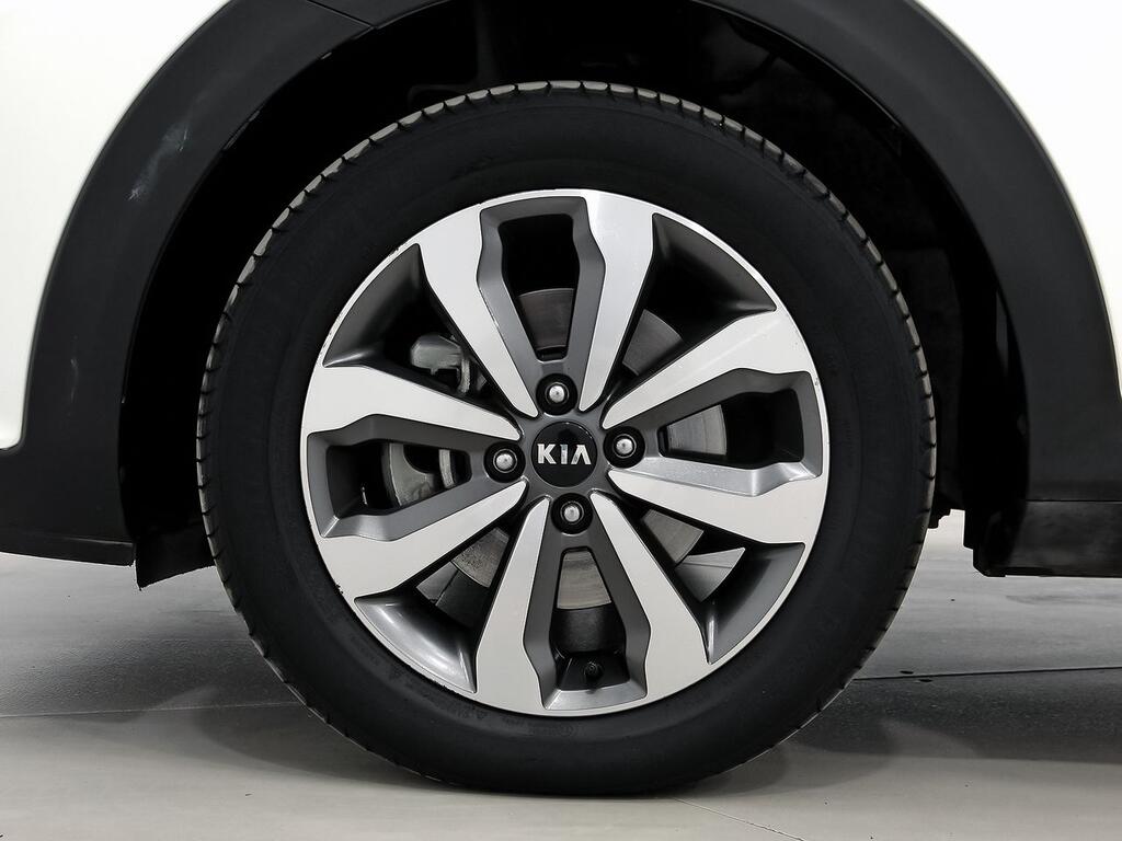 Kia Stonic 1.0 T-GDi 88kW (120CV) MHEV iMT Drive 10