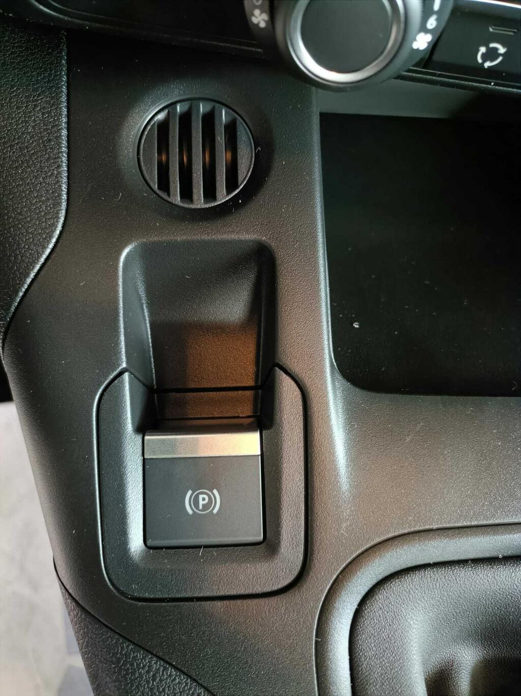 Citroën Berlingo Talla M BlueHDi 100 S&S PLUS 8