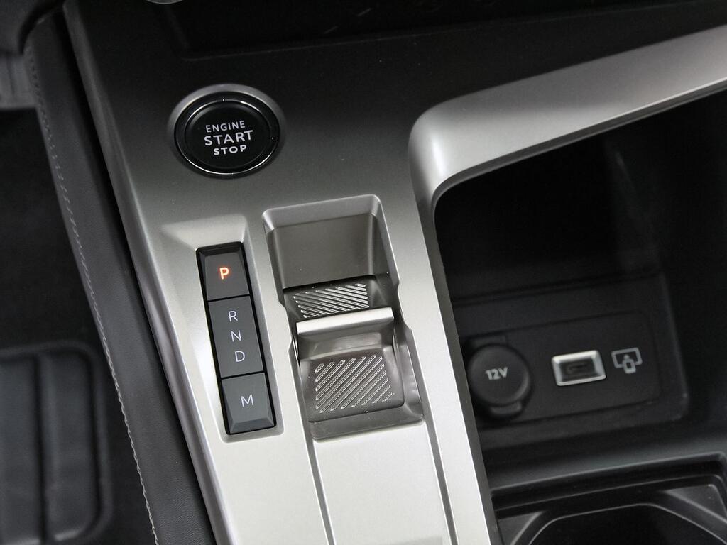 Peugeot 408 408 Allure Puretech 130 EAT8 29
