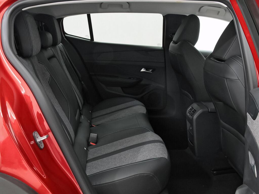 Peugeot 408 408 Allure Puretech 130 EAT8 6