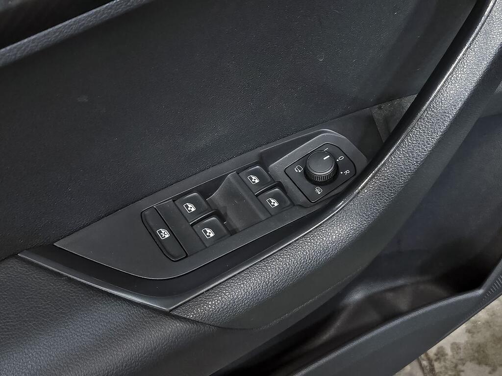 Skoda Karoq 1.5 TSI 110kW (150CV) DSG ACT Sportline 10